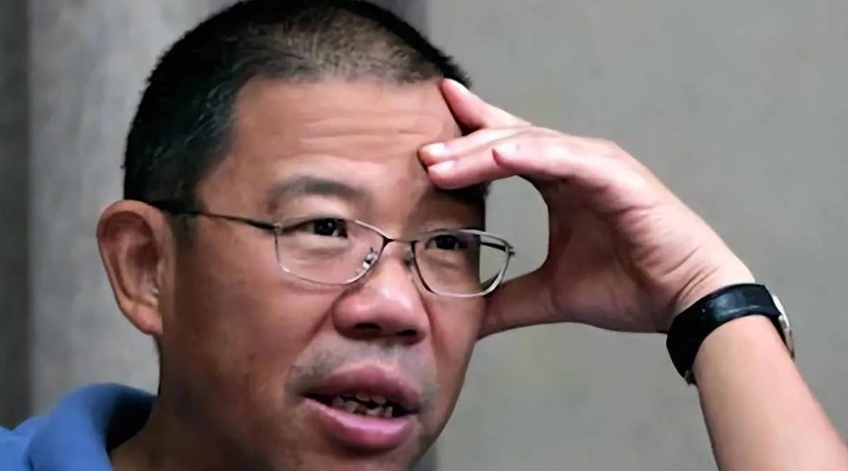 钟睒睒遭到质疑和富人选择出走有必然的关系吗？国内网络舆论是否太过于苛刻和敏感，这