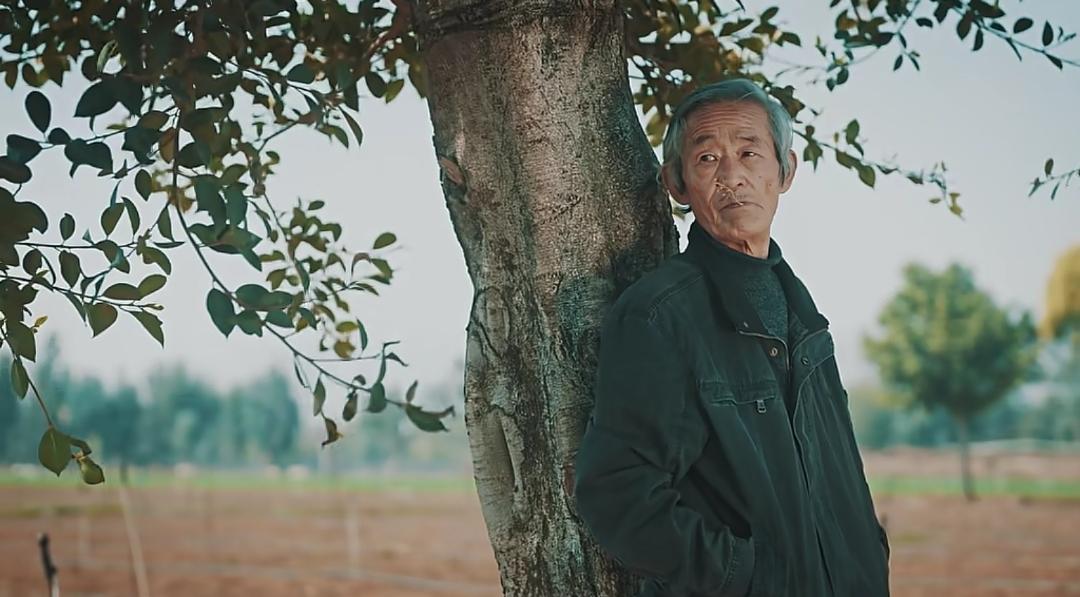一路走好，陈翔六点半团队成员妹爷去世。
 
真的不敢信，那个总在陈翔六点半里逗得