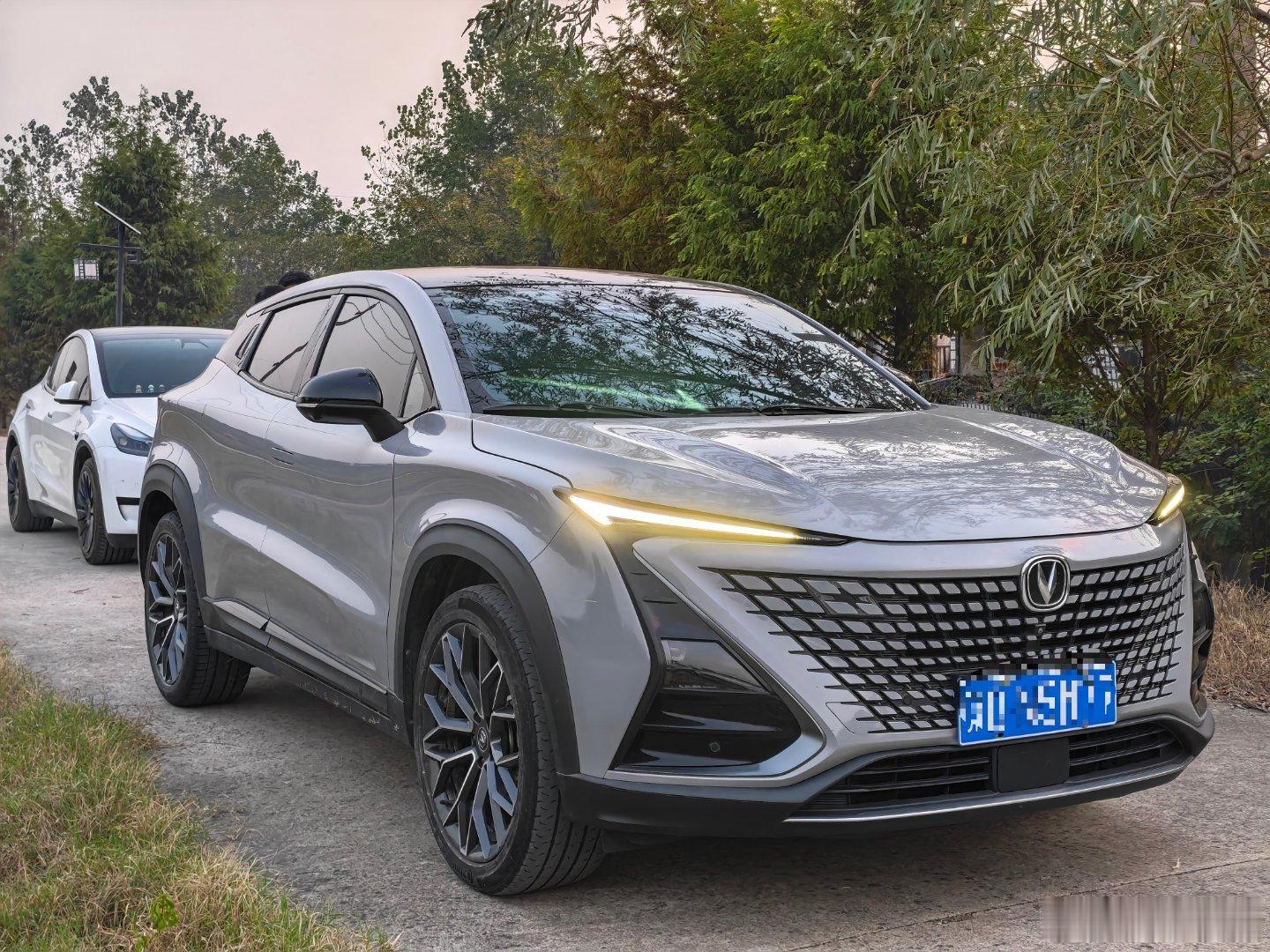 最新拿下一台22年UNI-T 1.5T尊享版 家人之间过户一次 金属面原漆 4.