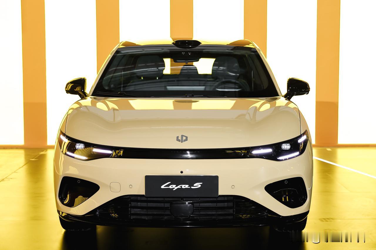零跑Lafa5，又一台年轻人的Dream Car！
六色齐聚，各具态度