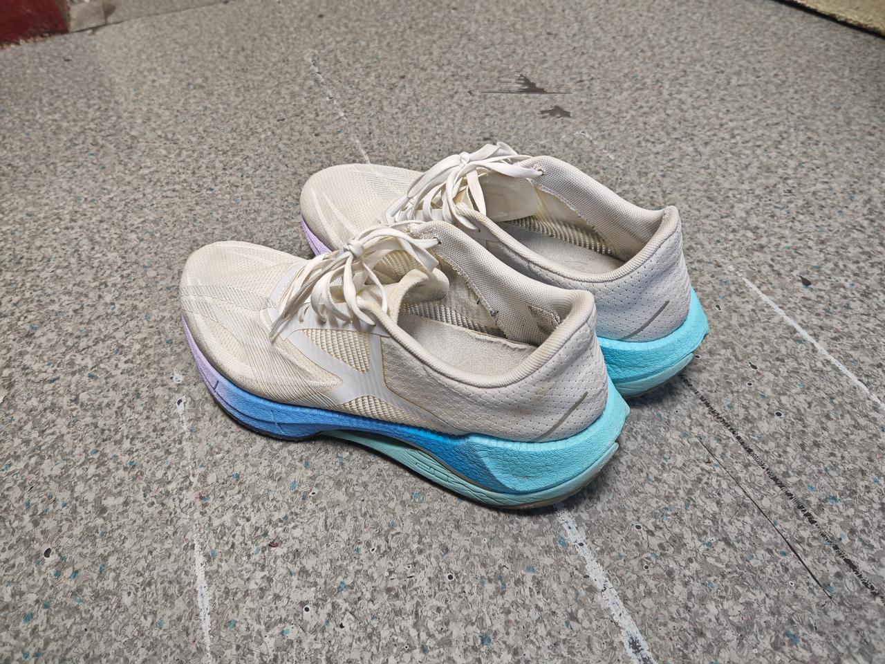 跑友们，“双十一”准备换跑鞋了，请给菜鸟跑手一点建议！
       我的李宁超