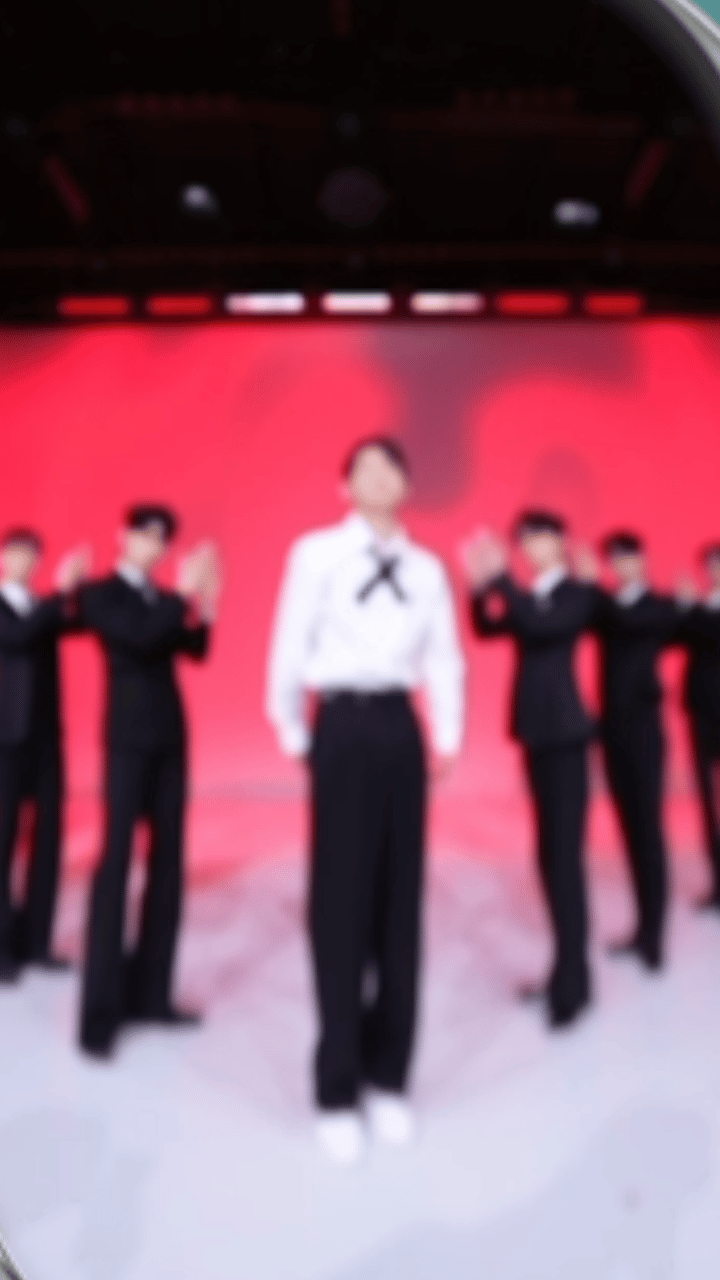 董思成团播 透过这次团播，看见了更多面的董思成。不只是亮眼的外表，更有沉稳的内心