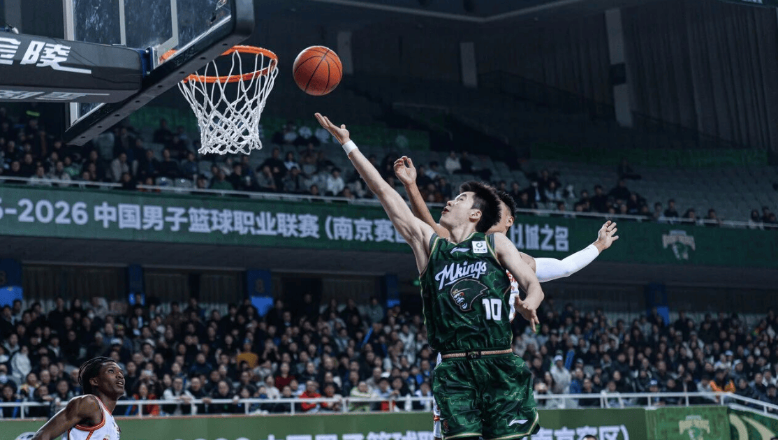 南京男篮总结比赛：我们会失误，会犯错，但我们绝对不服输