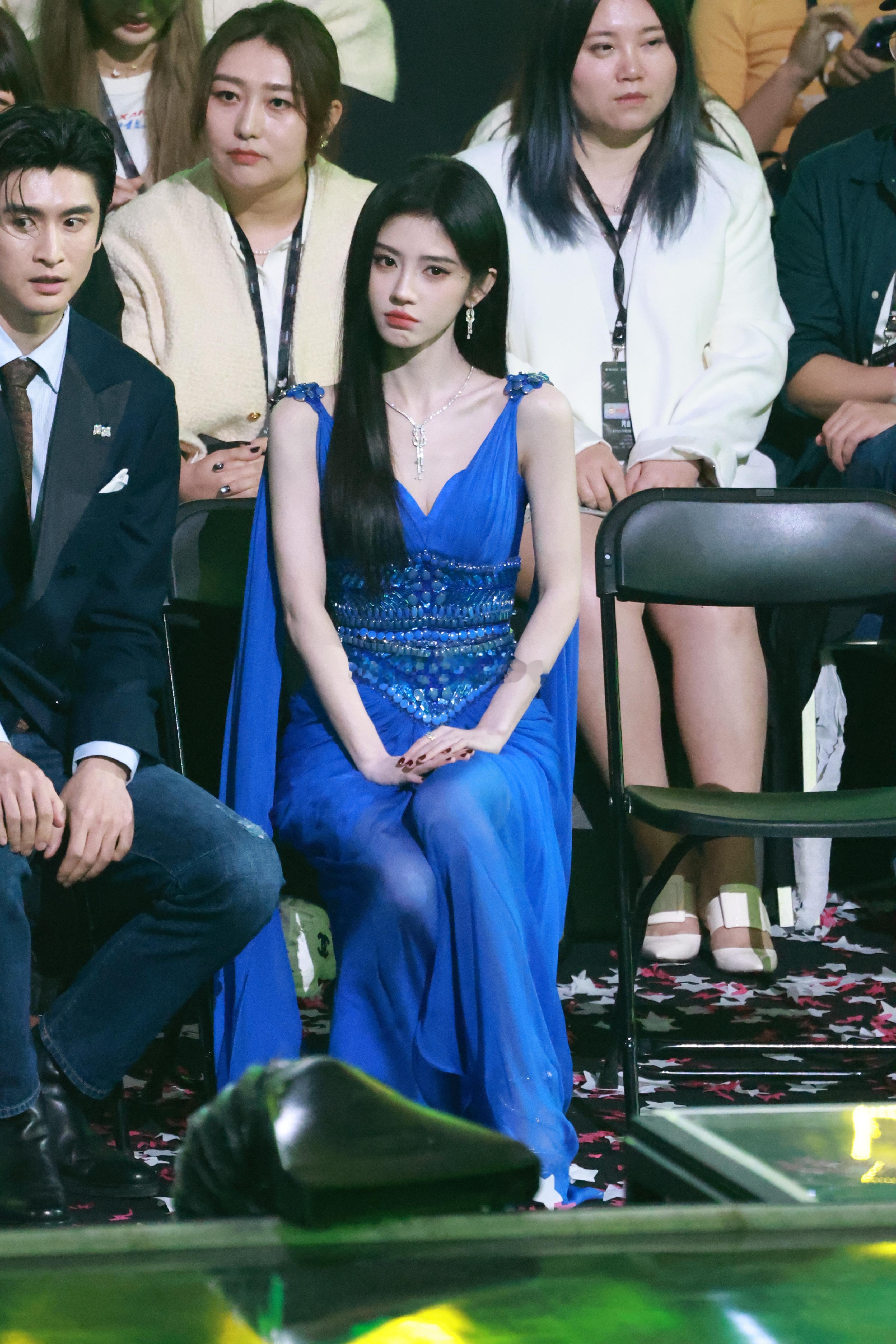 刘大锤说鞠婧祎社交圈简单干净鞠婧祎星光大赏生图简单干净的小鞠 