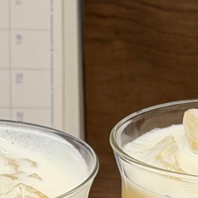 苹果奶绿丨夏日冰饮自制清爽的苹果果香混合着茉莉花香、奶香🍹敲好喝食材：2个苹果