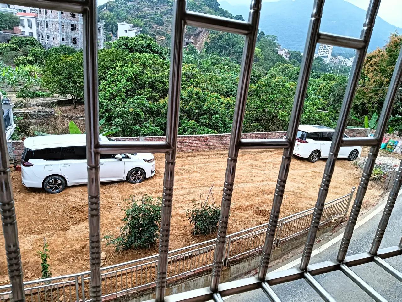 楼盘销售与汽车4S店的销售，同样都是销售，房地产销售赚的佣金，真的是比小汽车销售