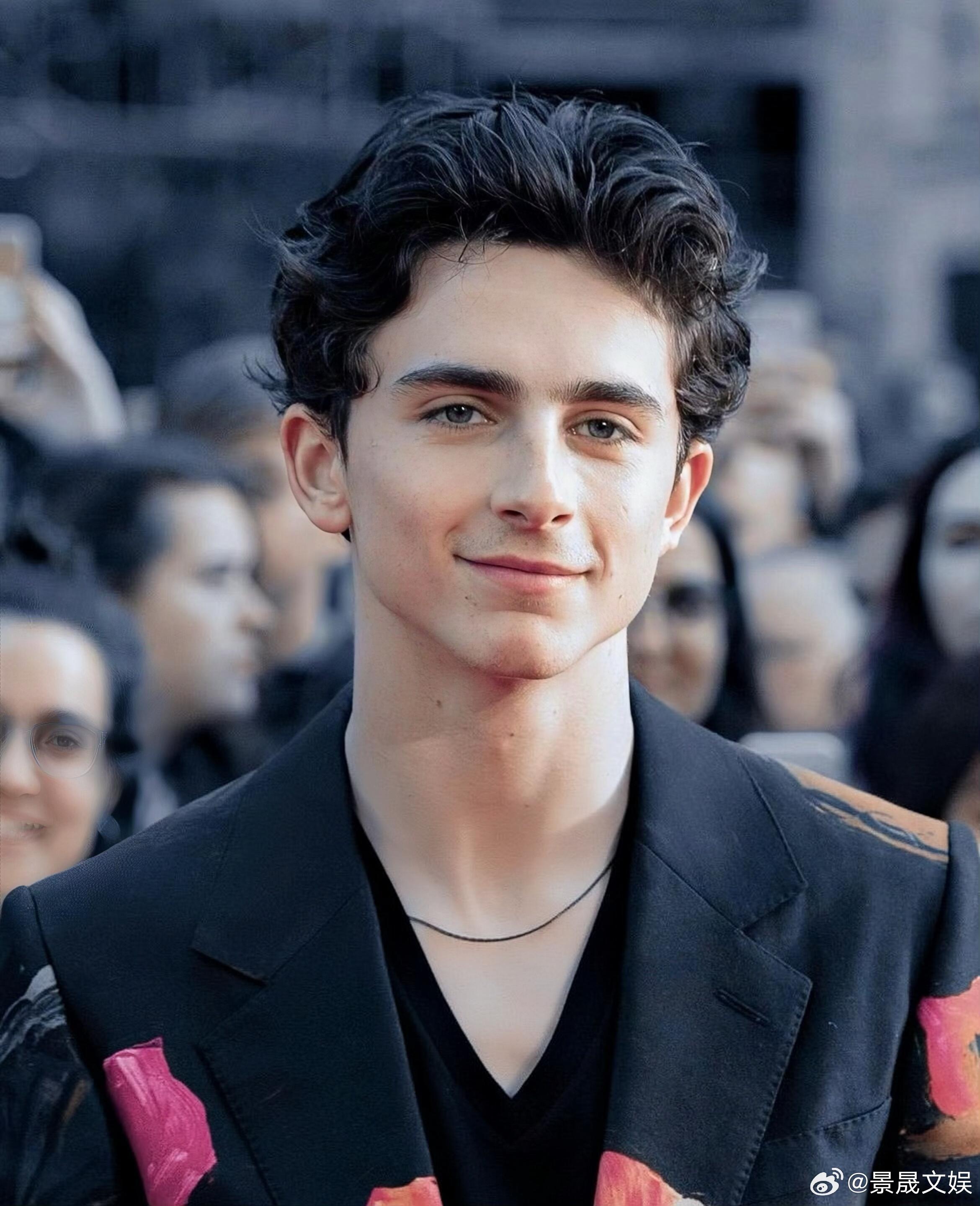 甜茶首次来华 甜茶终于首次来华！曾说中文、尝小吃、遗憾未能赴约，如今带着《至尊马