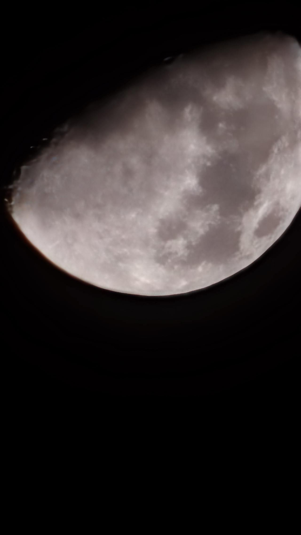 请用一句话评价赵本山一代小品的传奇人物，也是搞笑界的扛把子