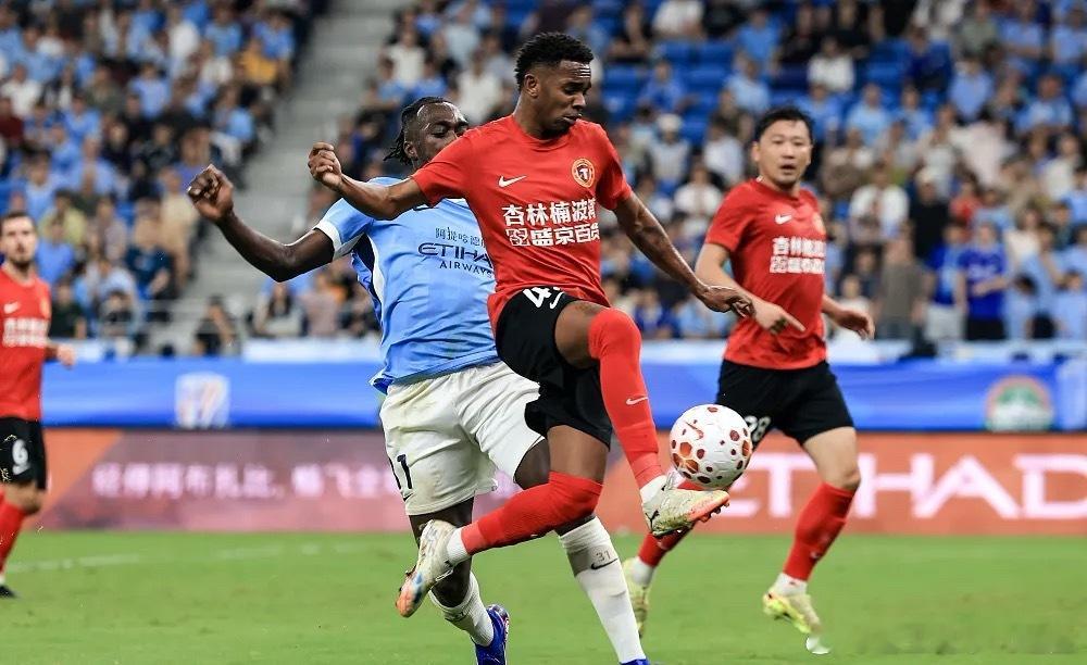 八场首发仅一球，这样的外援不是水货？在刚刚结束的一场中超比赛中，辽宁铁人客场0-