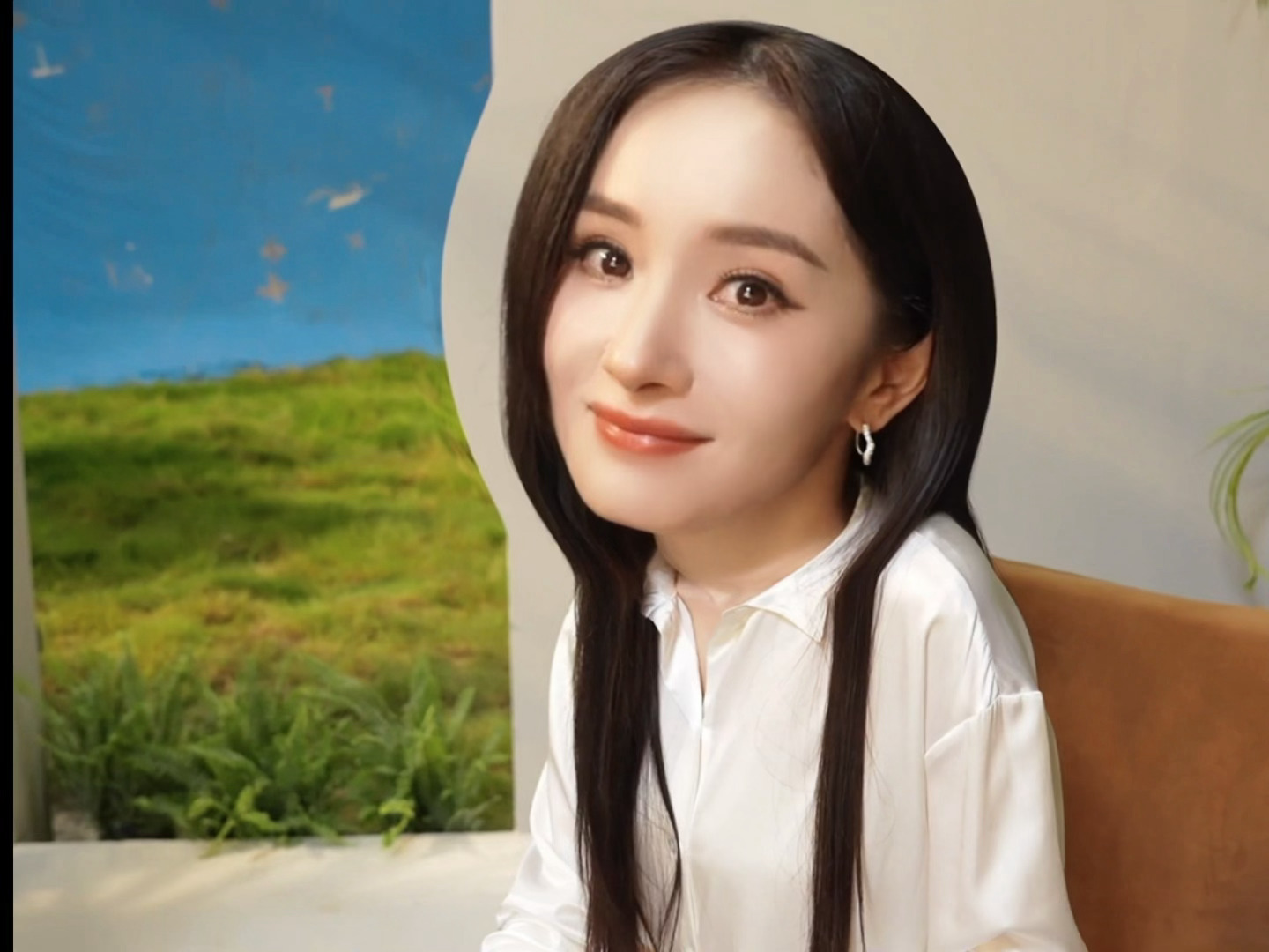 我发现，杨幂一挑眉就闪现一个点子🤨萌之！ 