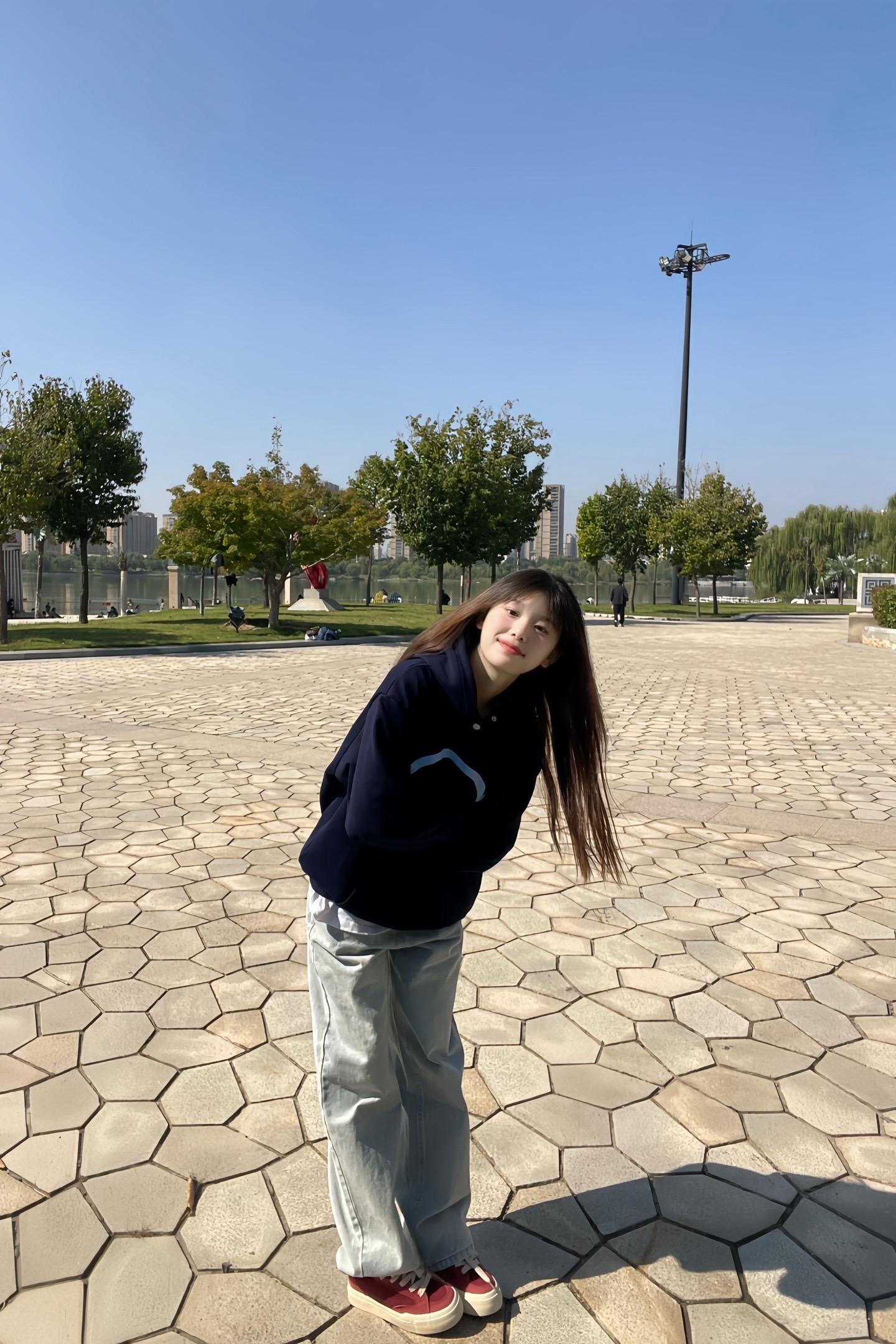 以为幸福都可以掌握。
