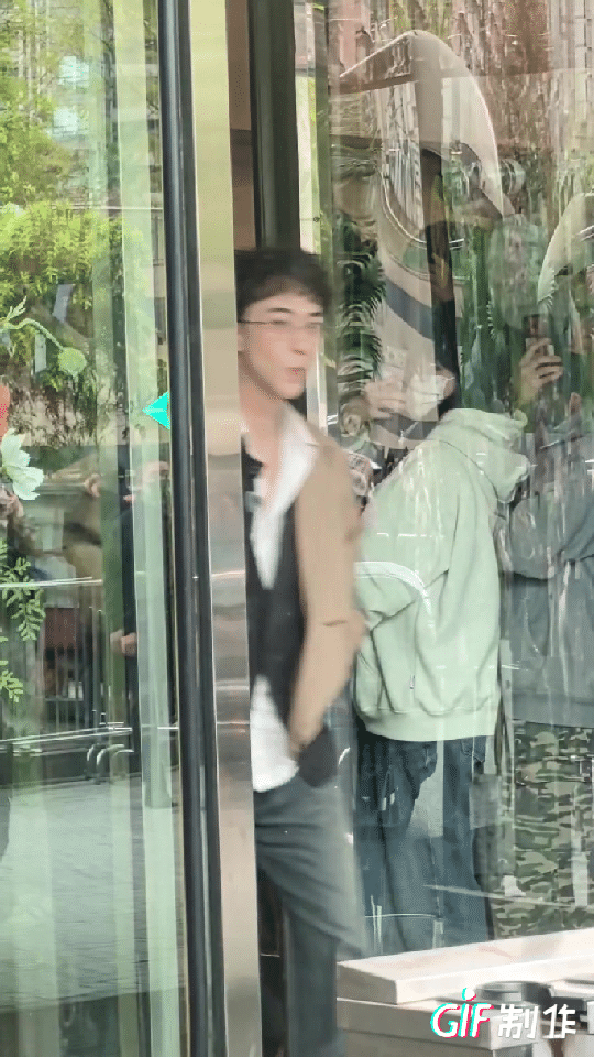 五十公里桃花坞6 桃花坞来新人了，终于又能看见恩利的综艺了，谁懂他情商高聊天真的