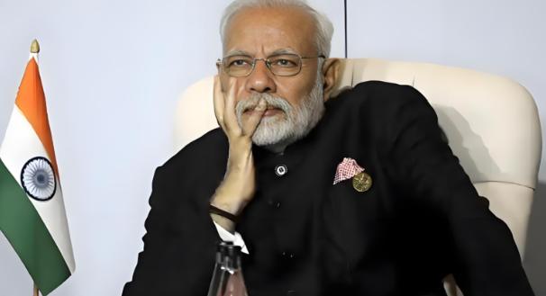 越紧缺，伊朗越不给面子，印度彻底怒了

印度现在算是彻底懵圈了，本来以为抱上以色