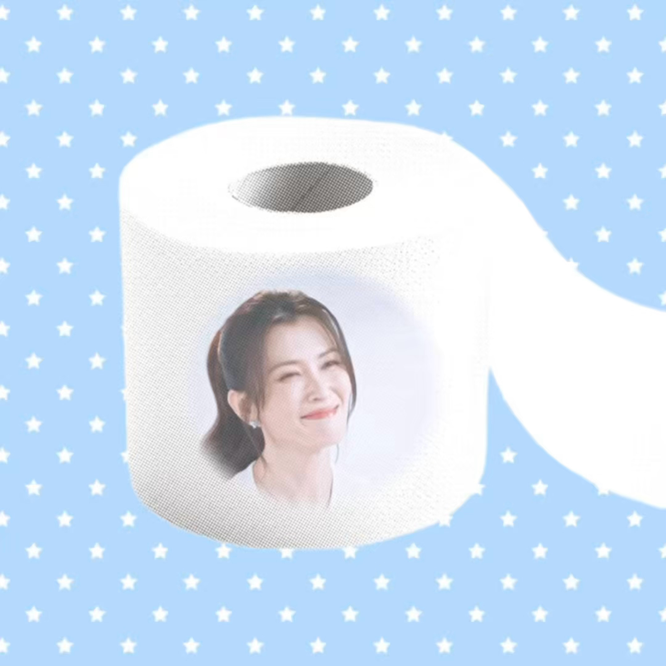 徐洁儿 捡到了一只会“吱吱叫”的玩具🧻