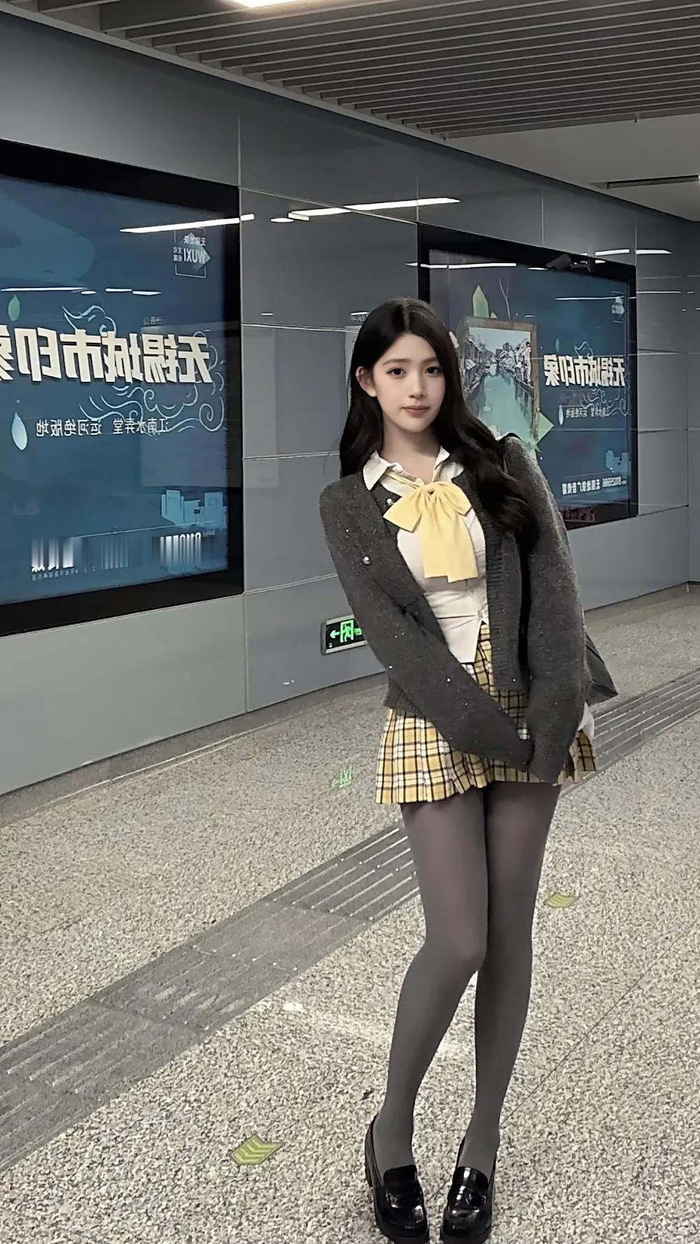 滕王阁的魅力源自哪里? 落霞与孤鹜齐飞，秋水共长天一色。渔舟唱晚，响穷彭蠡之滨；
