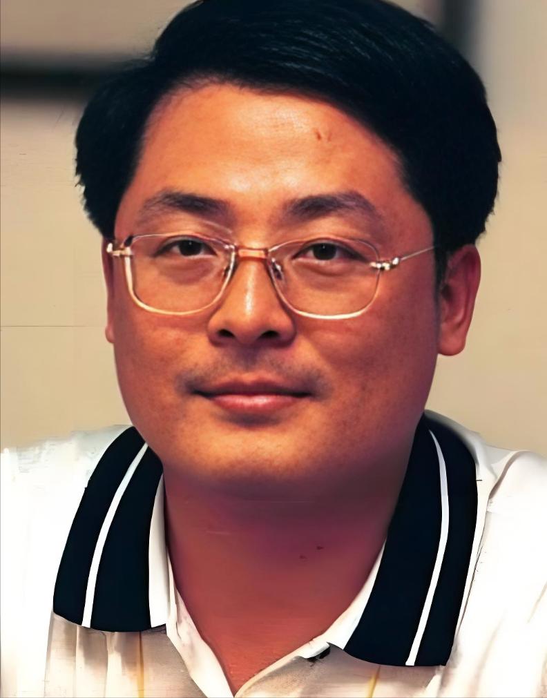 袁宝璟一生中犯下的二个错误：
1.错交一人——汪兴
汪兴是袁宝璟的老乡，早在袁宝