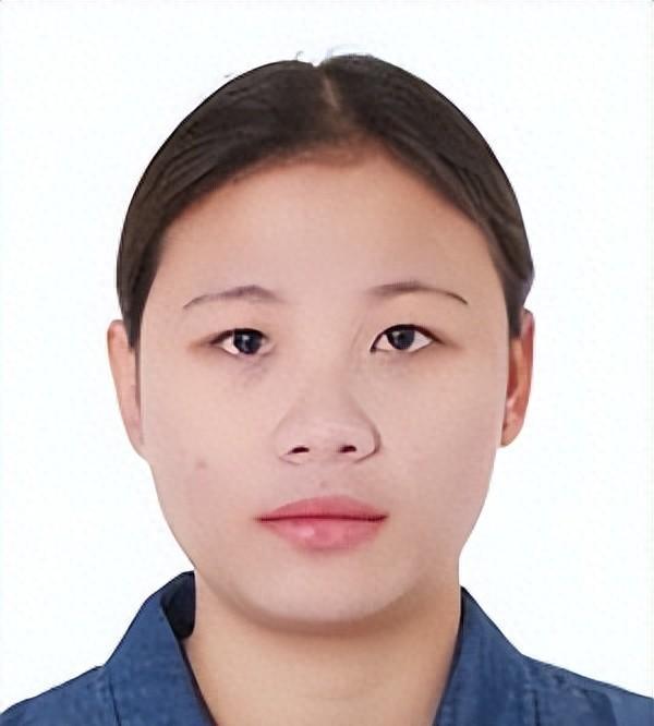 湖南警方发布悬赏通告，通缉卖淫集团主犯余井红（女，27岁）。8月5日宜章公安发通