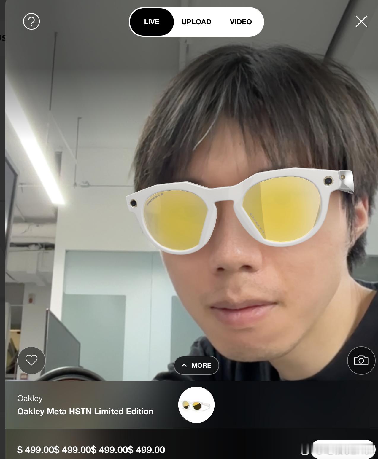 Oakley Meta 这个限定版本真不是一般人能驾驭的……官网上用 AR 试了