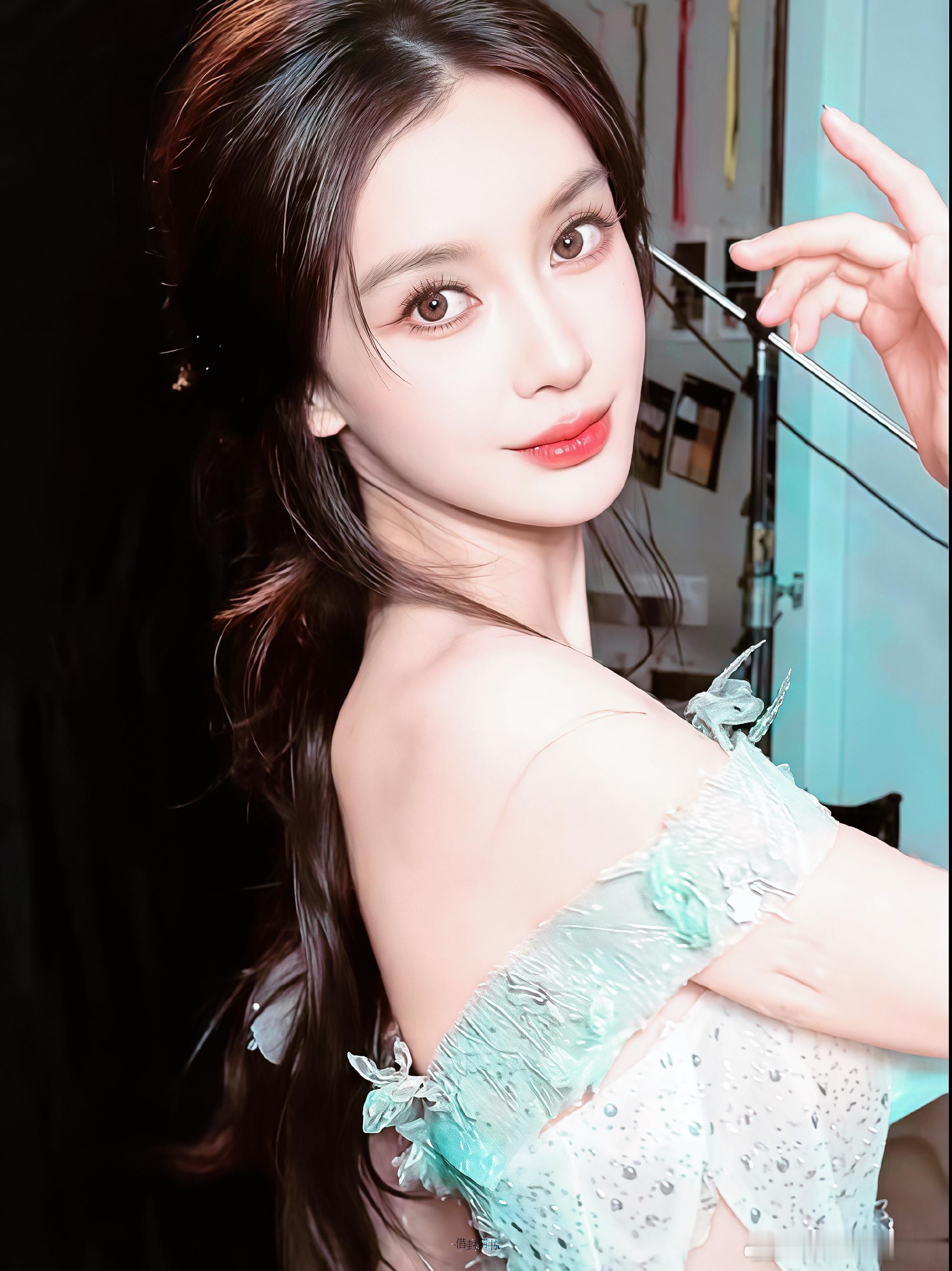 杨颖icon为什么不再婚？不是没人馋她身子，也不是还惦记黄晓明icon，而是因为