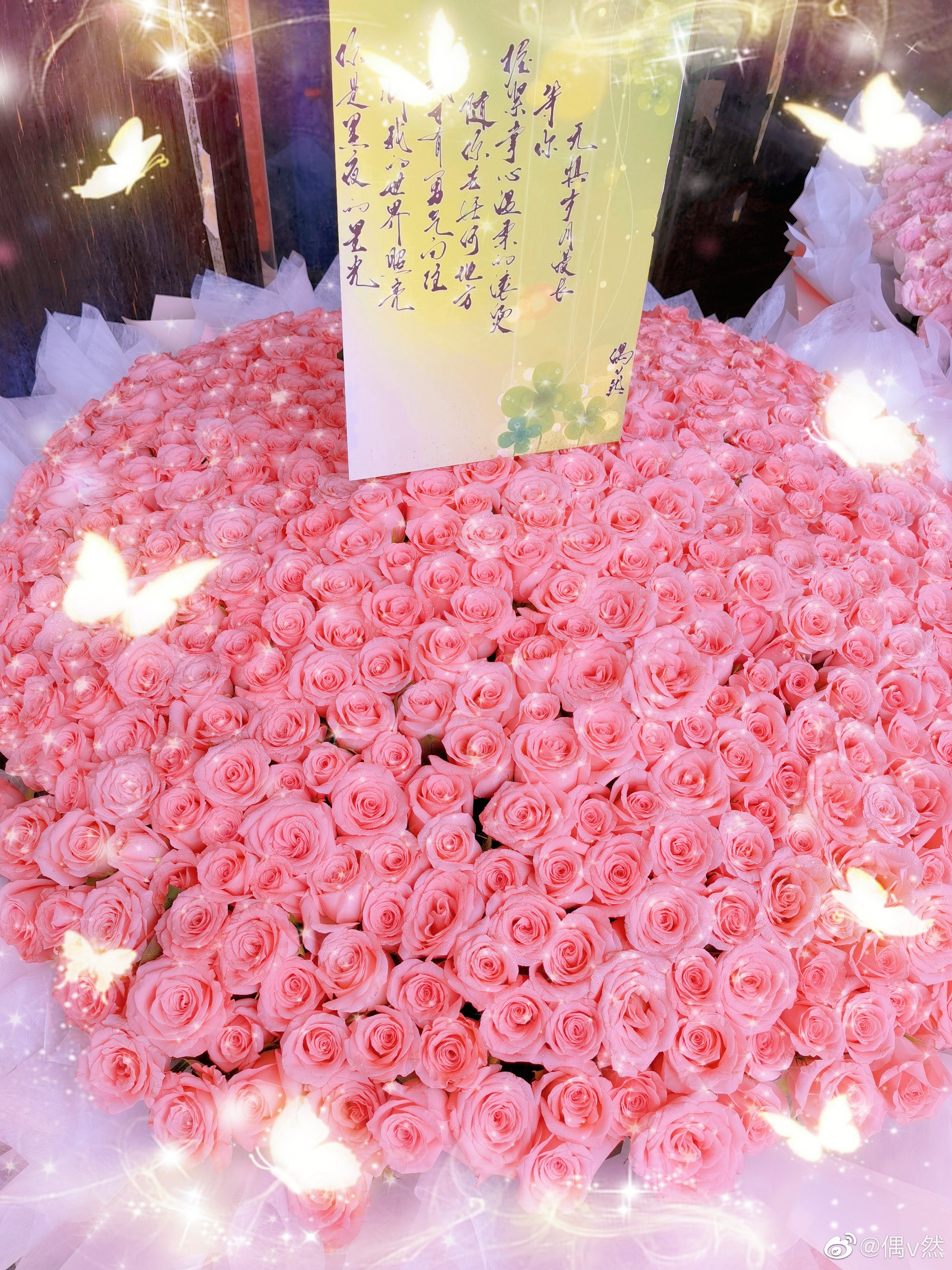 #邓伦# [抱一抱][抱一抱][抱一抱][抱一抱][抱一抱]宝出道11周年这么重