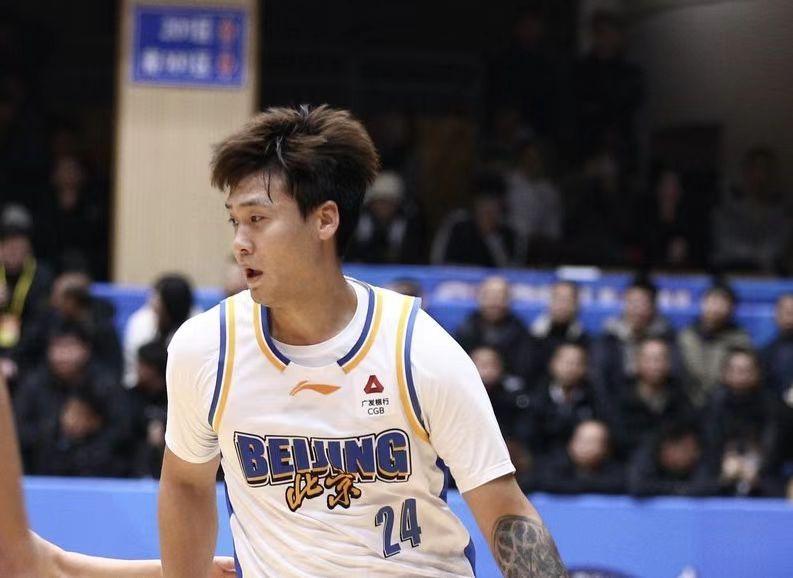 今晚北京北汽男篮将继续客场之旅，他们将在当晚与天津队进行交锋。
据悉，赵睿与内线