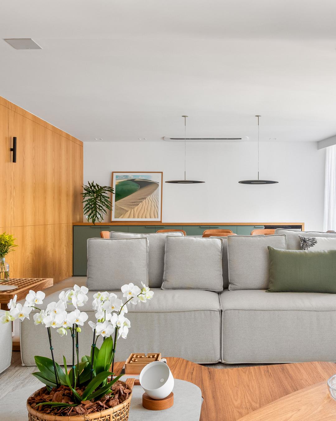 190㎡公寓，在原木清香里，感受生活最本真的美好。原木风装修的家,可以有多治愈?