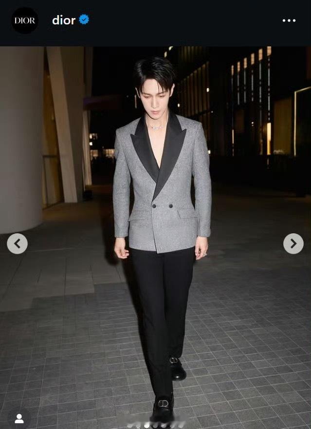 Dior海外社媒官方ins认领了李昀锐 邓为 