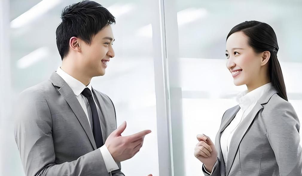 苦恼被误解？3招应对套路曝光，情商高手都这样化解尴尬

谁没碰上过被人误会的怪事