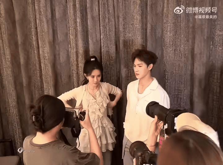 不是咋这么搞笑