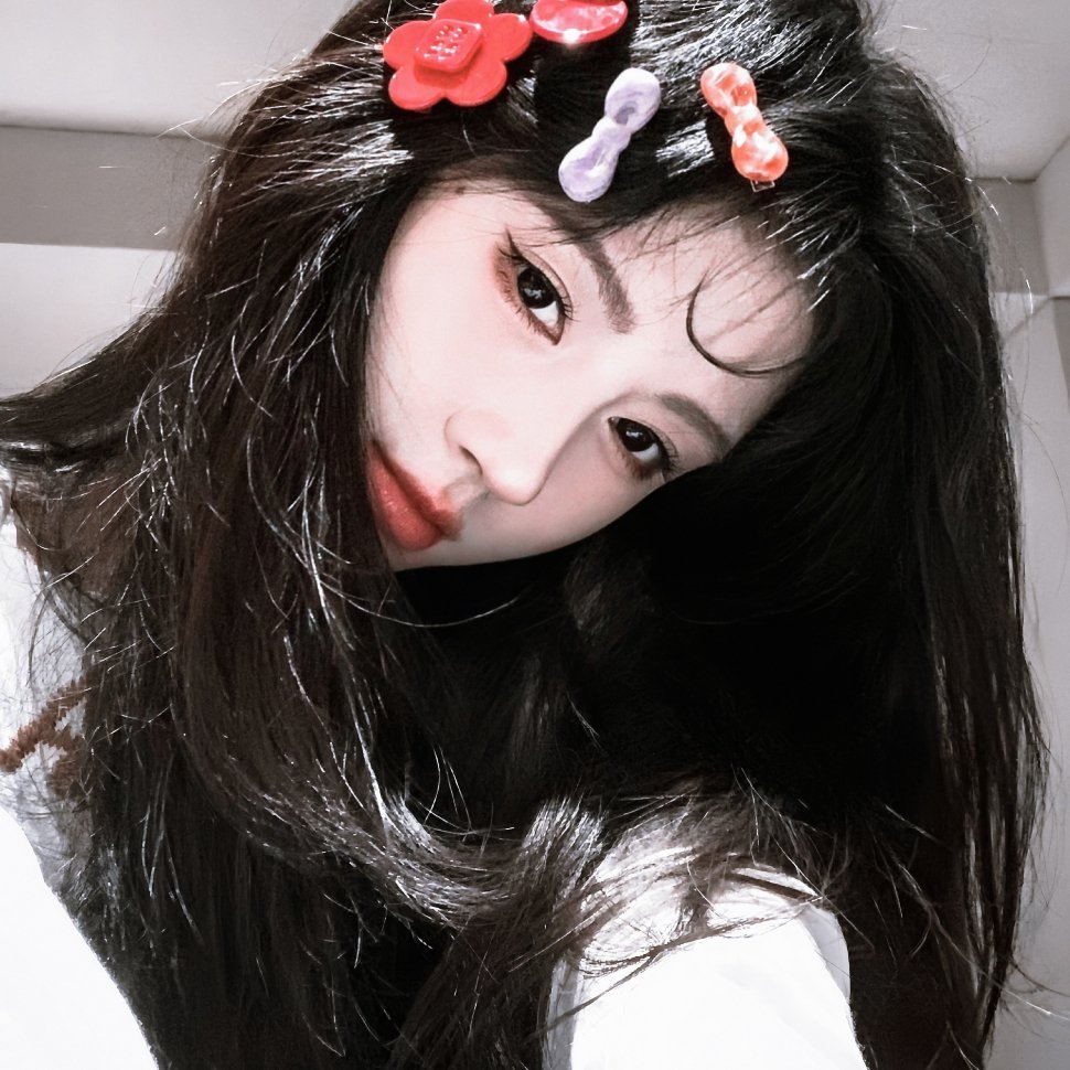 待我苦涩的双眼长满春天 我在向你诉说我所见的盎然鞠婧祎 ​​​