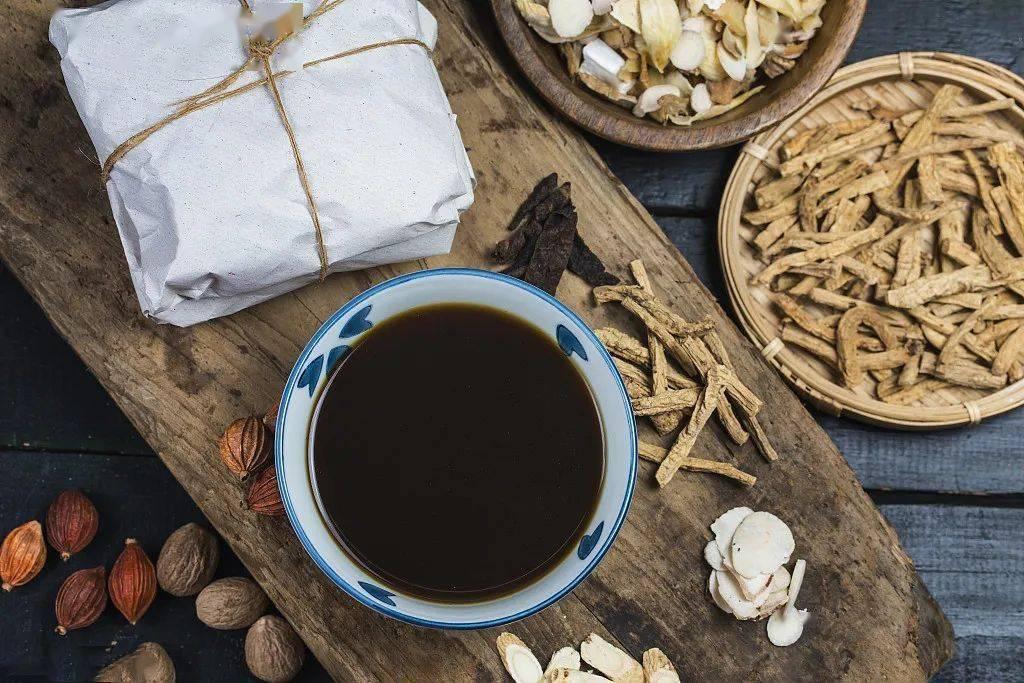 一个古法良方，妙调早搏房颤，或能减少药物依赖

在中医理论中，心脏犹如人体的君主