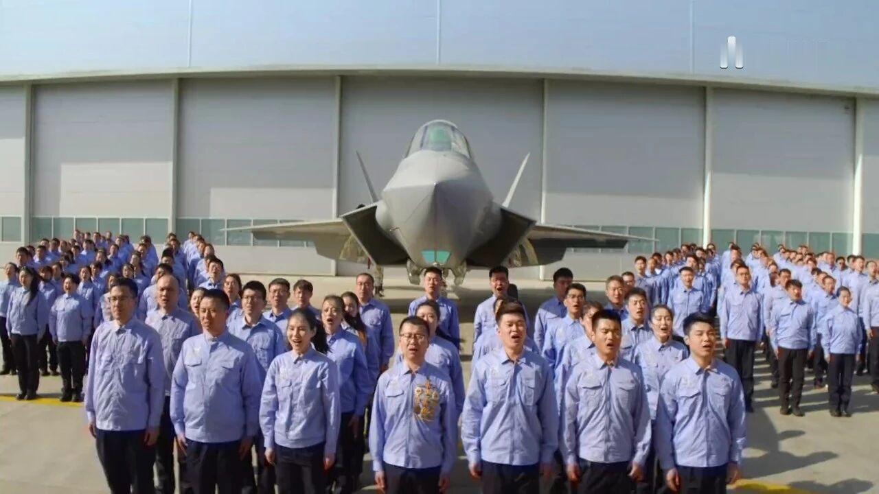外贸型歼-35实机首次曝光，配备EOTS，出口巴基斯坦没跑了！

好家伙，原来央