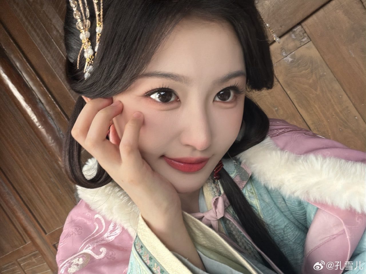 孔雪儿将门独后杀青plog孔雪儿沈玥杀青plog 孔雪儿将门独后杀青plog 