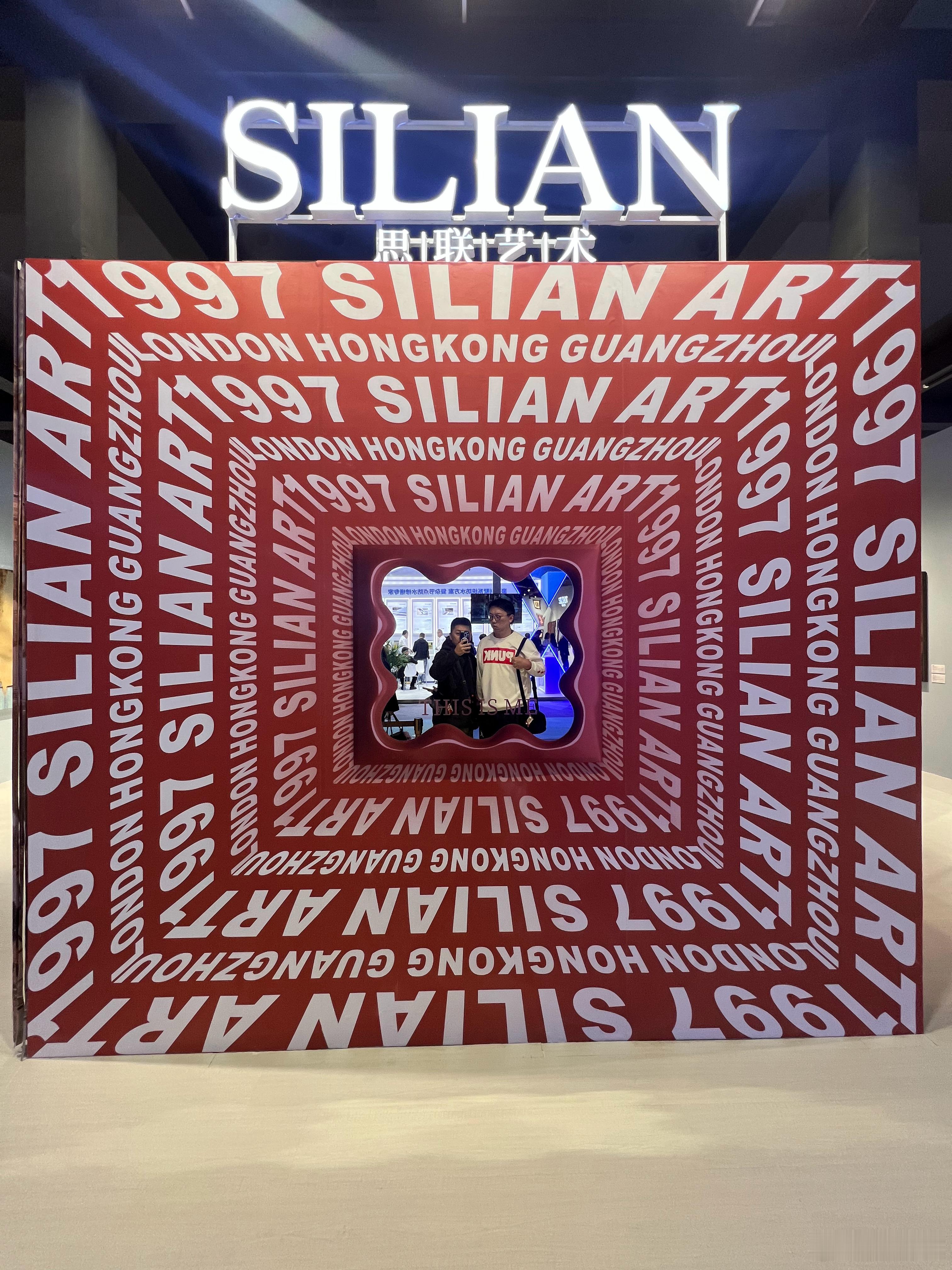 《潮涌珠江，设计新生：于新馆探寻美学与生活的共振》尽管展馆变迁、国潮暂歇，广州设