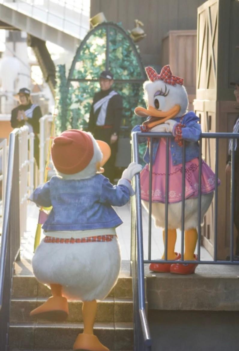 被亲了好开心鸭