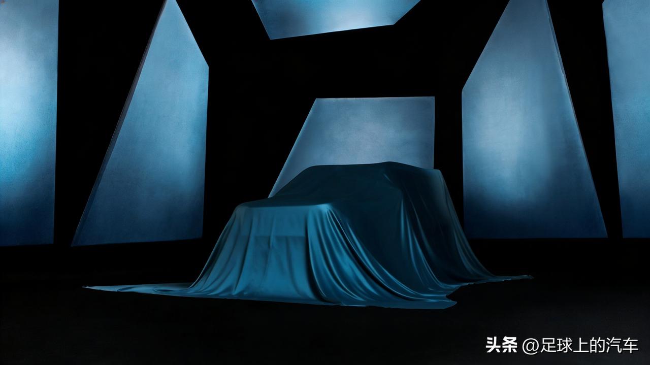 炸场！国产大V8真的要来了？
 
魏建军今天亲自站台，给坦克旗舰硬派SUV（代号