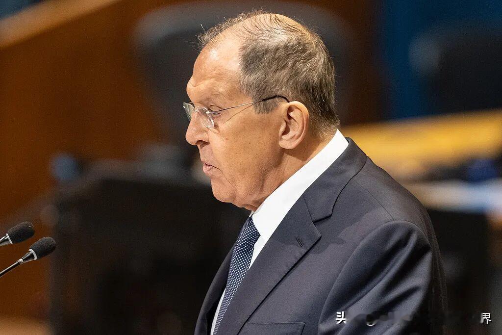谴责其实是最没意义的事情，美国对委内瑞拉发动攻击，俄罗斯表示坚决谴责。对此，我认