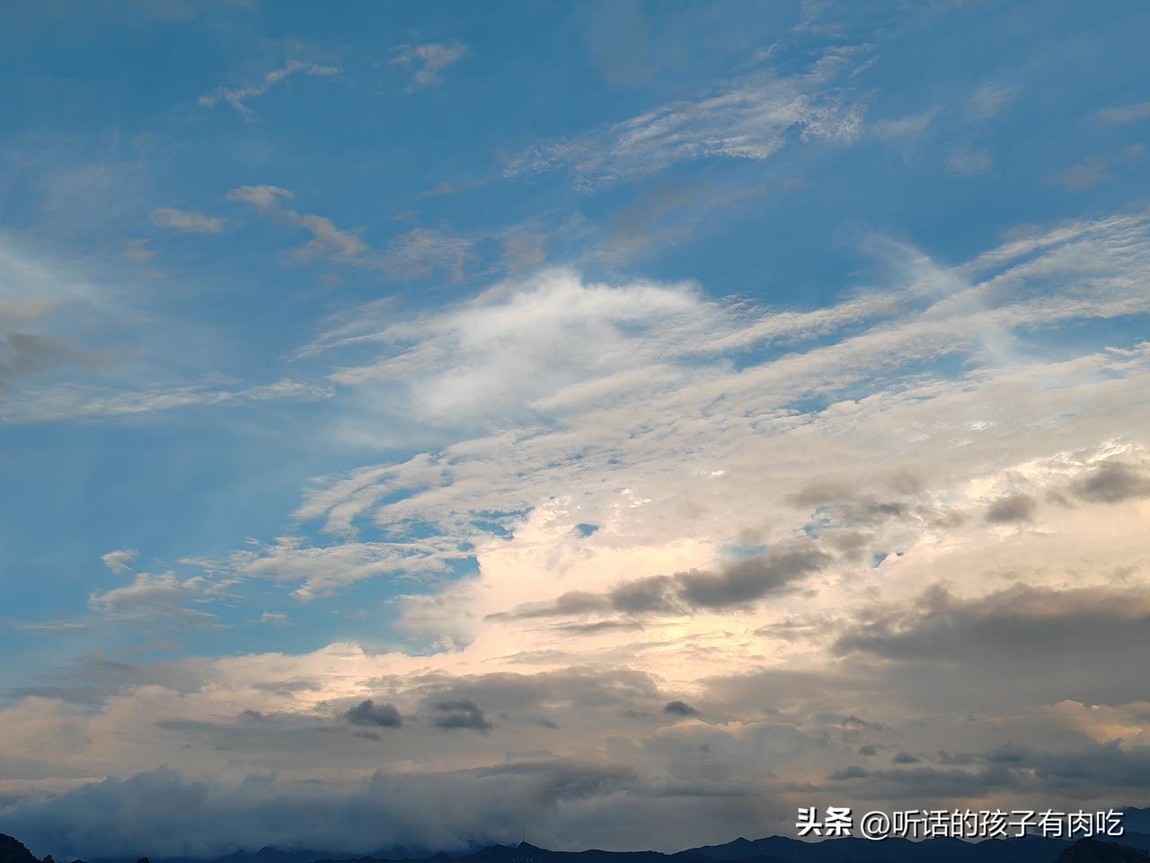 电子支付除了不安全，除了花钱如流水外，是真的很方面，改变了传统的支付方式，比以前