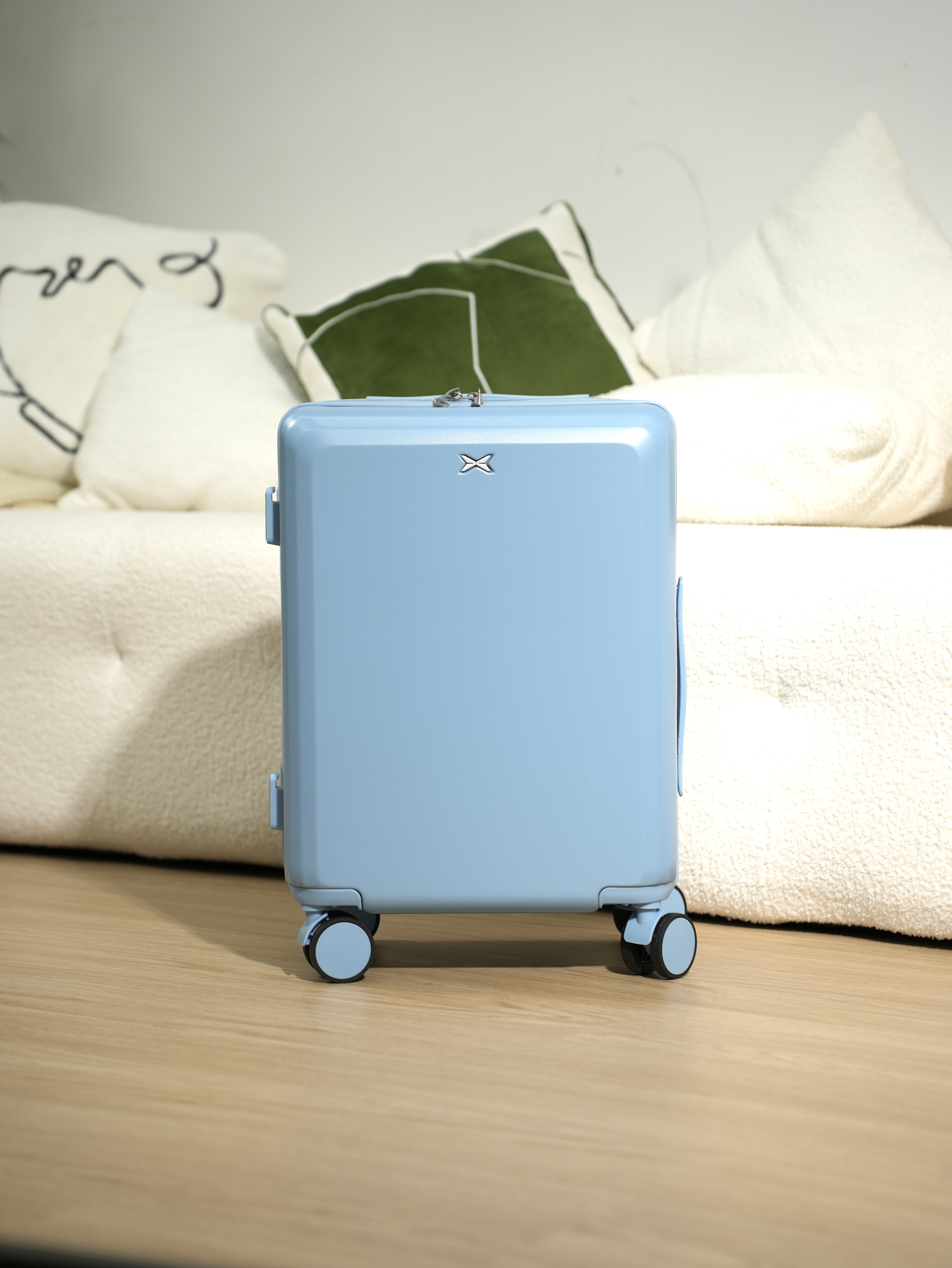 收到了小鹏的新春礼盒！太实用了，新的一年，一起出发