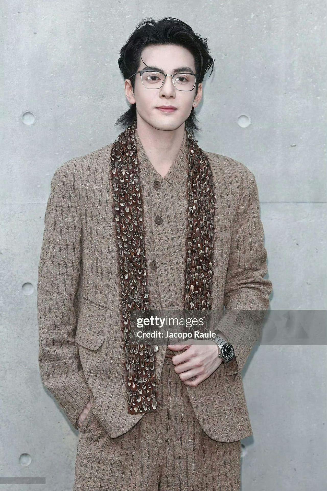 传说中的“生图战神”出现了！G社镜头下曾舜晞 米兰时装周生图来袭，