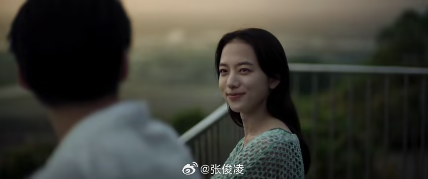 今天坐飞机前按照往常惯例找点事情打发空中的两个小时，暂时不想打电动的话，最好的选