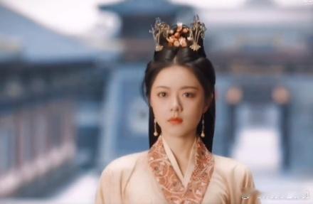 #世界破破烂烂 李蓉缝缝补补#赵今麦的演绎让李蓉这个角色更加生动鲜活。她的每一个