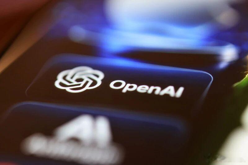 【OpenAI洽谈新融资，OpenAI剑指1.2万亿美元估值】据媒体援引知情人士