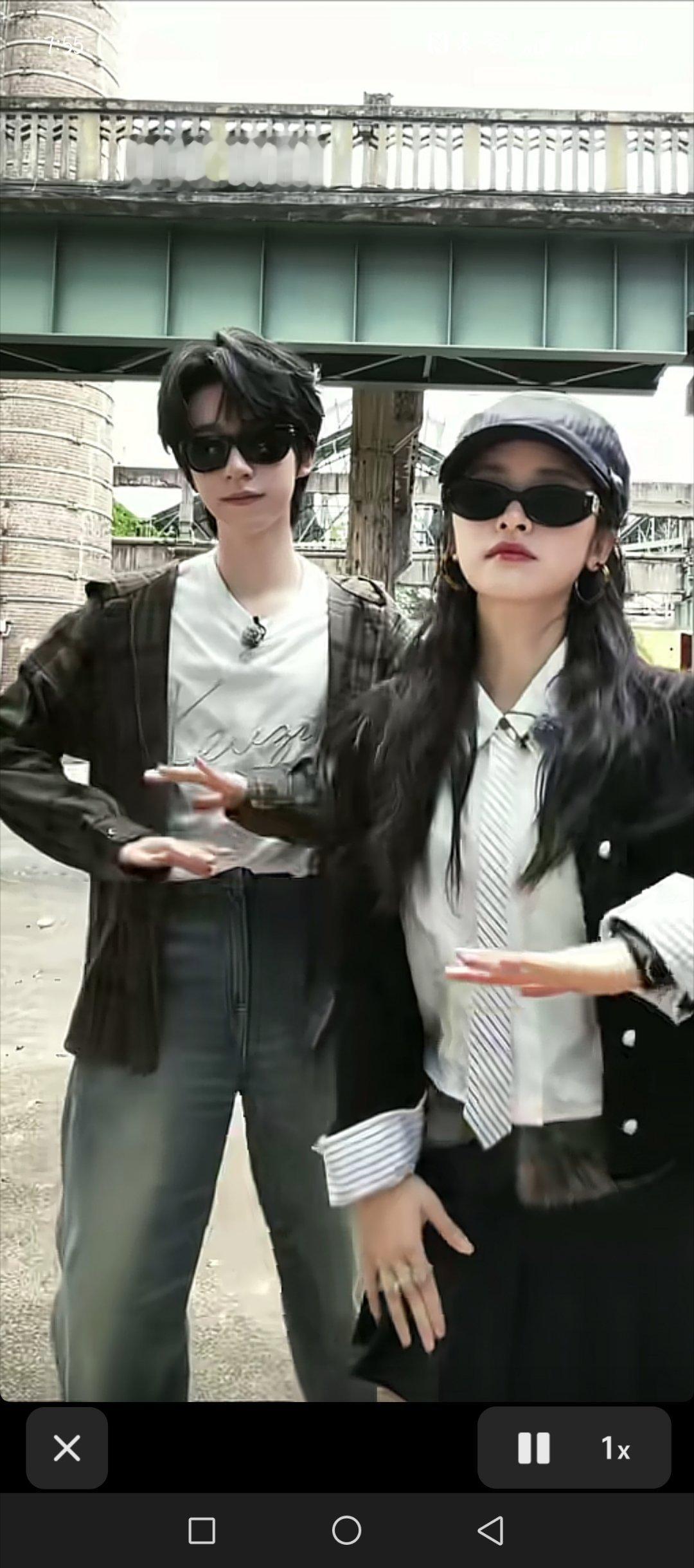 贺峻霖沈月跳了nobatidao1 沈月恩师贺峻霖沈月恩师贺峻霖哈哈哈哈哈哈哈，