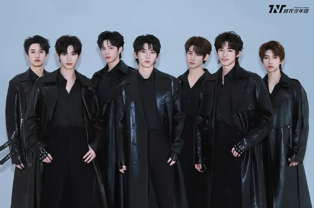 楼二代和楼三代 哪个颜值更高 ​​​