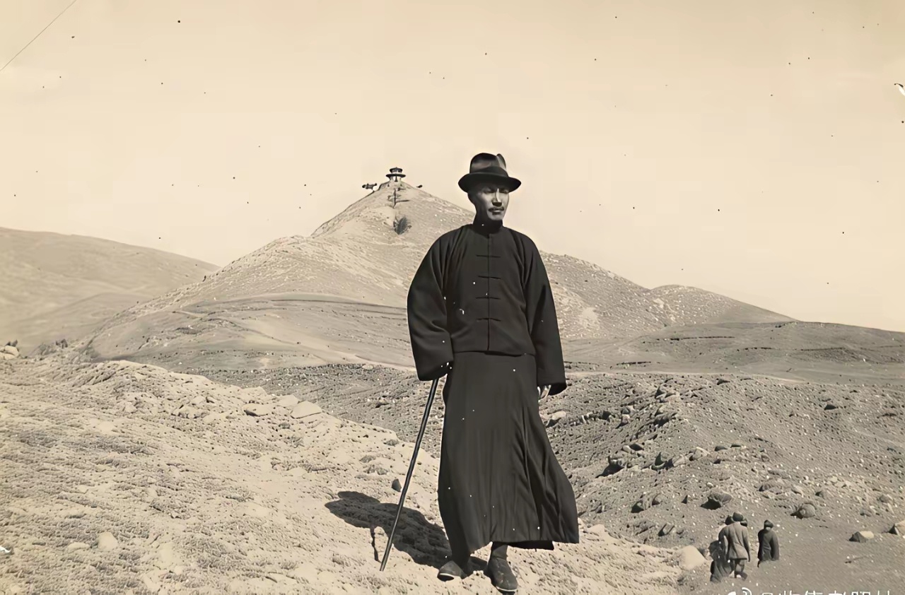 1936年，蒋介石游嵩山。为啥民国山上都是光秃秃的？ 