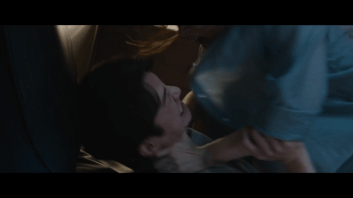 孙俪这段给我看窒息了这段真的给我看的心惊胆战的还好颜聆没有真的砸下去，没有被这男