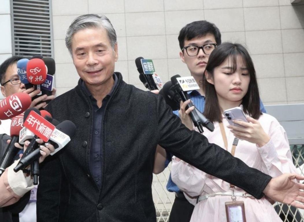 金溥聪正面回击萧旭岑，其口吻非常的硬！4月21日，金溥聪发表声明声称，马英九文教