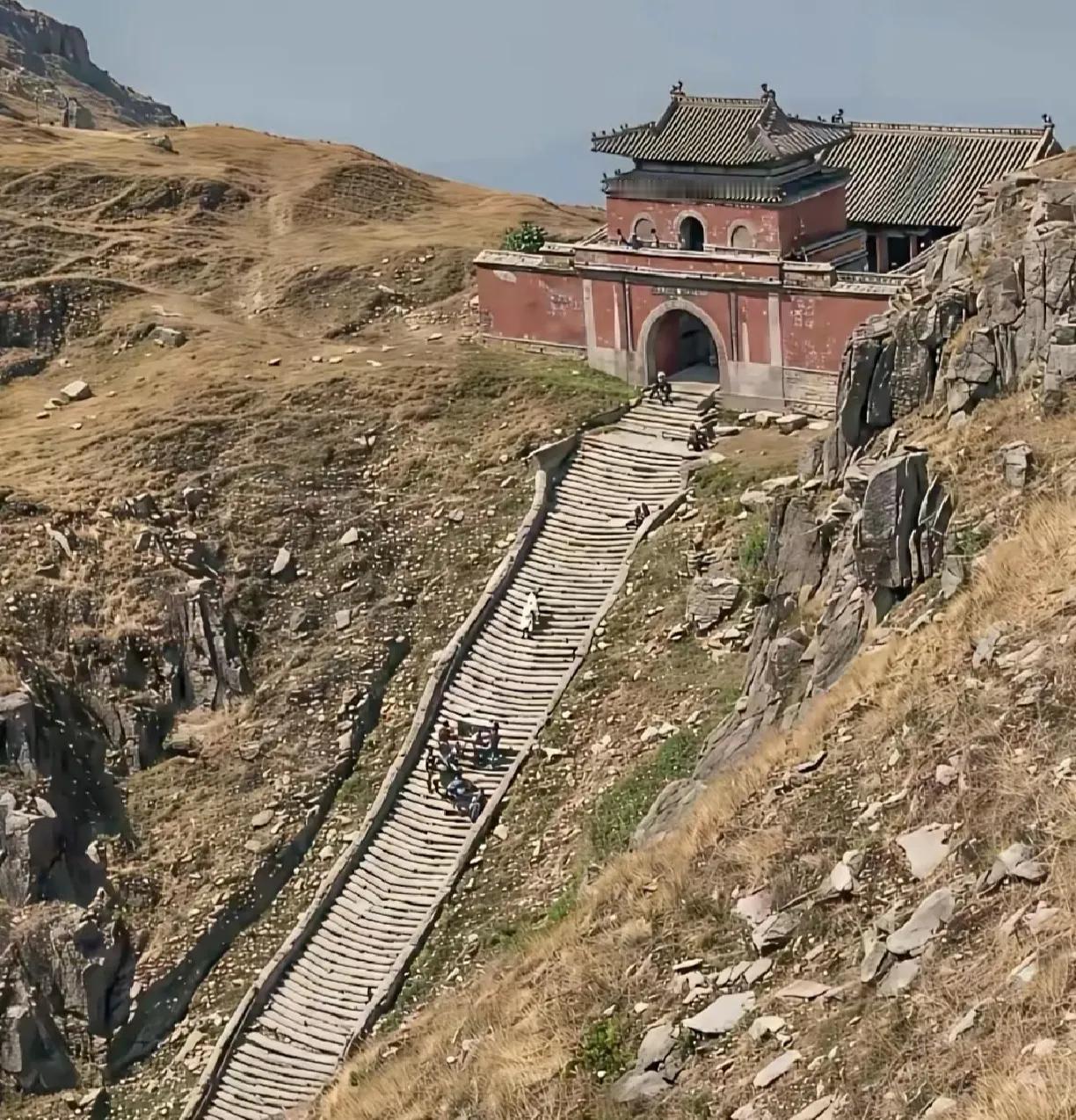上世纪三十年代的泰山南天门啥样？看这儿一一