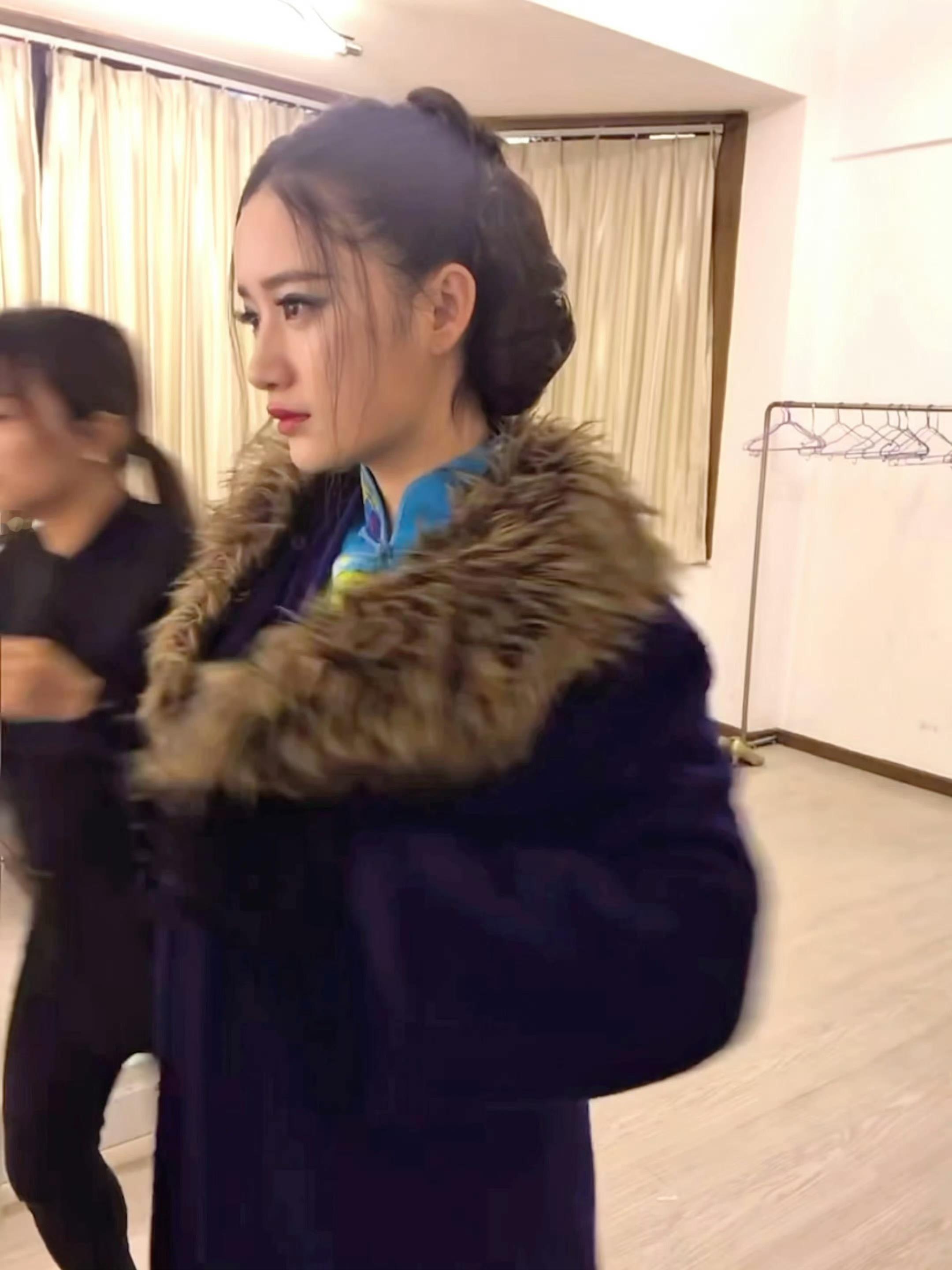 郭晓婷理想型是傲慢与偏见的达西【郭晓婷】欲语泪先流。 